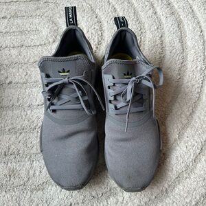 Adidas Men's Gray Sneakers